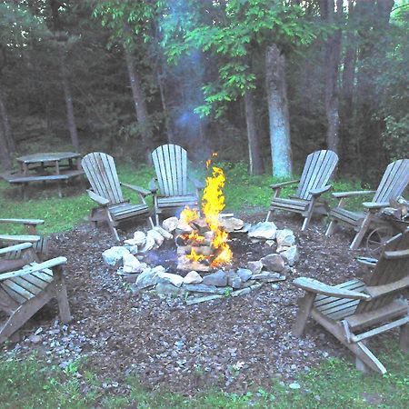 Carmel Cove Inn Deep Creek Lake Swanton Buitenkant foto